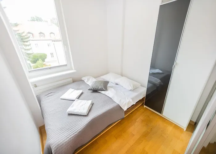 Spacious Flat In The Old Town. Lejlighed